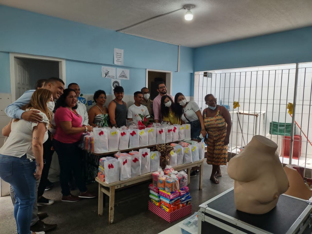 AÇÃO SOCIAL VOLTADA À ORIENTAÇÃO SOBRE SAÚDE E HIGIENE ÍNTIMA